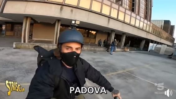 vittorio brumotti, striscia la notizia