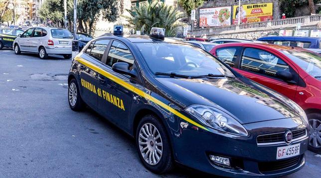 generica 117 gdf finanza guardia di finanza