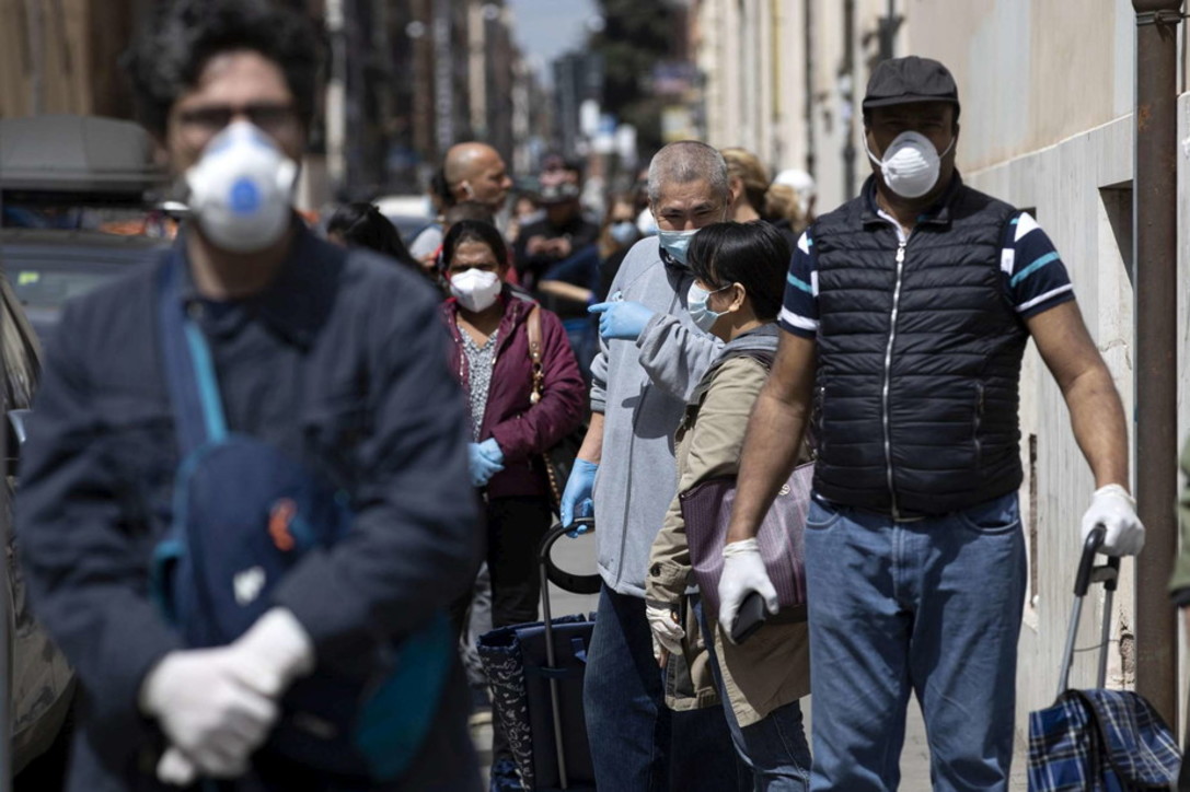 Coronavirus, ennesimo weekend di lockdown, tra controlli e sanificazioni