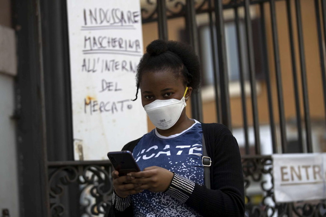 Coronavirus, ennesimo weekend di lockdown, tra controlli e sanificazioni