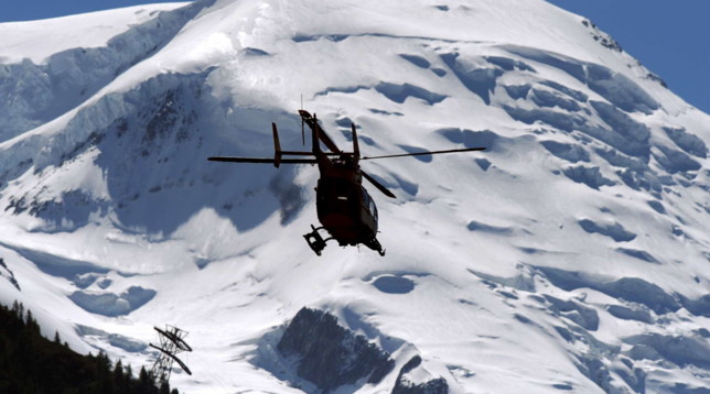 Valle d'Aosta, cade sul Mont Dolent: muore snowboarder