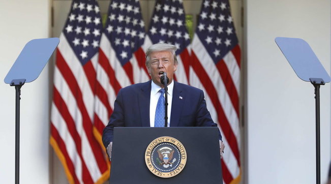 donald trump bibbia floyd
