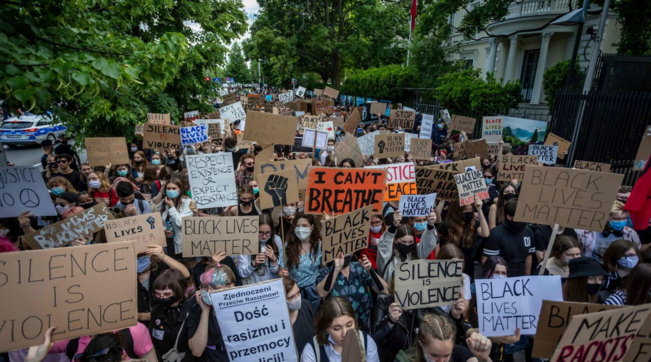 George Floyd, manifestazioni in tutti gli Stati Uniti ...