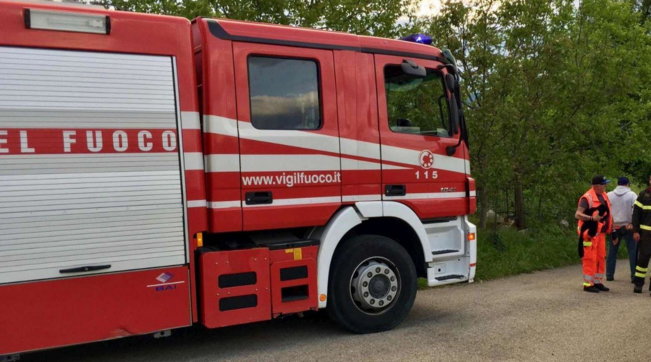 vigili del fuoco generica pompieri