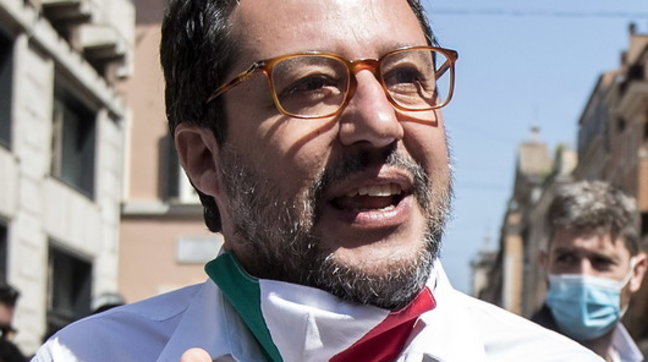 matteo salvini, corteo, centrodestra, roma