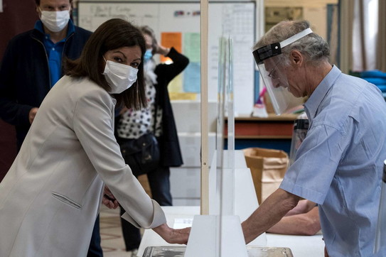 Anne Hidalgo voto Francia