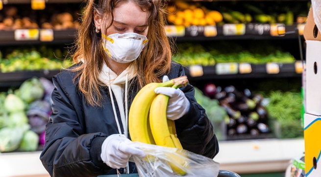  Spesa, supermercato, famiglia, coronavirus