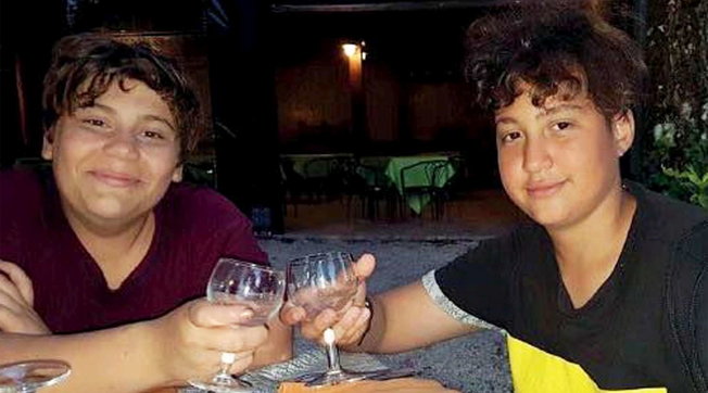 Ragazzi morti a Terni, celebrati insieme i funerali nel Duomo