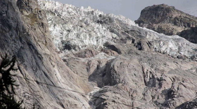 Valle d'Aosta, allerta ghiacciaio di Planpincieux : restano criticità