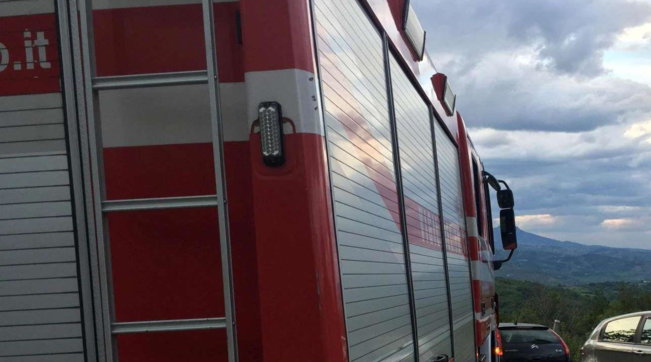 vigili del fuoco generica pompieri