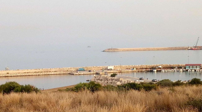 Pozzallo migranti navi Protector Monte Sperone