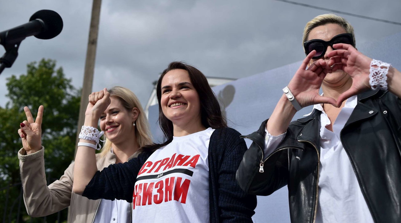 Bielorussia al voto per le presidenziali, una casalinga sfida