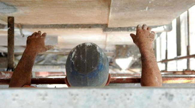 cantiere cantieri operai operaio muratore sicurezza morti bianche