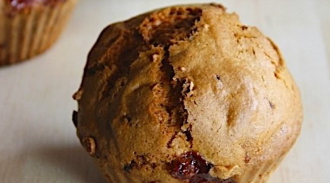 Muffin integrali alla marmellata di lamponi