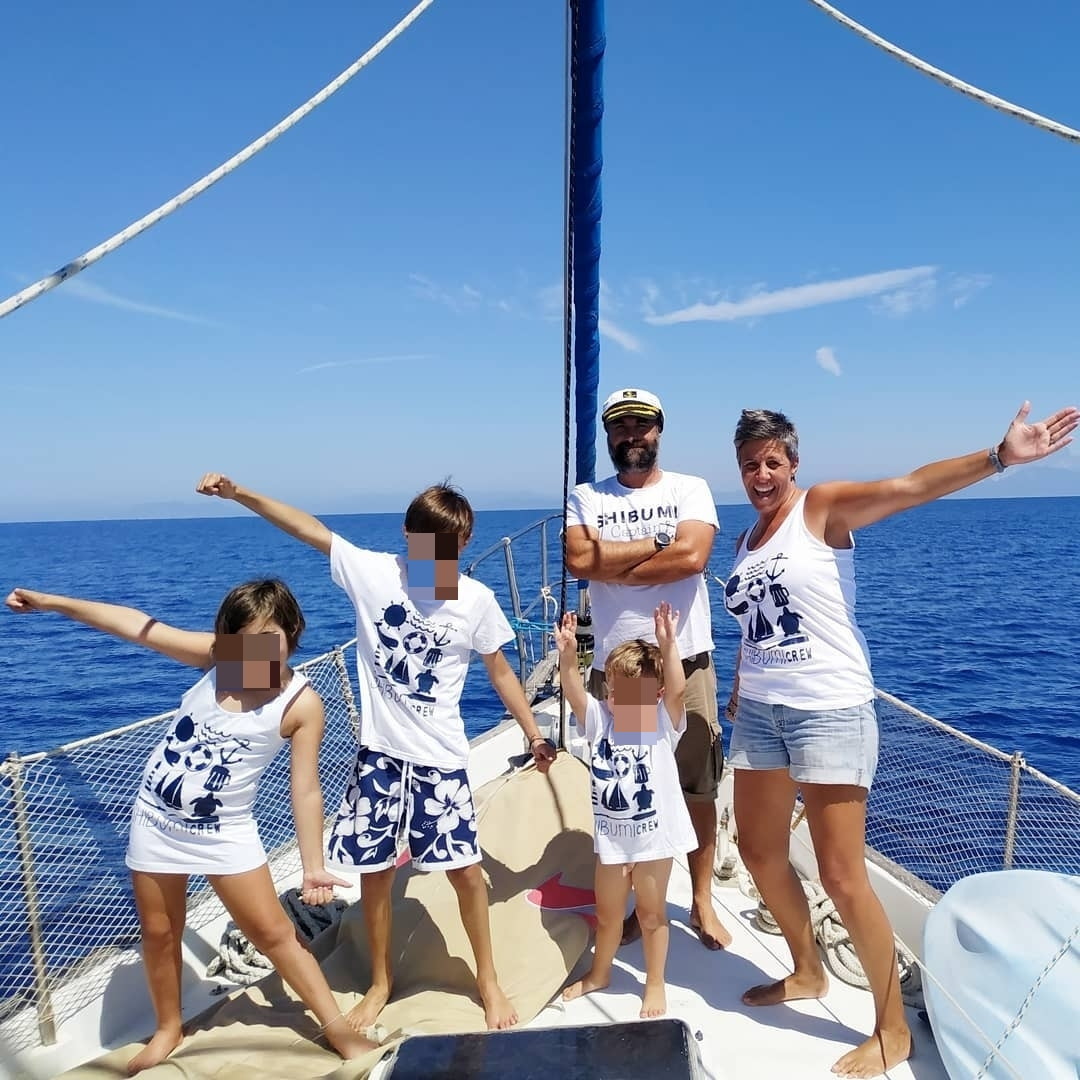 Coppia Vende Casa A Milano E In Barca A Vela Va Ai Caraibi Con Tre Figli E Un Cane