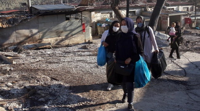 migranti, moria, grecia, lesbo, incendio, campo, profughi