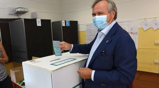 Comunali, lo spoglio dei voti: a Venezia vince il centrodestra con Brugnaro, a Trento e Mantova avanti il centrosinistra