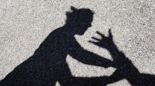femminicidio stupro violenza sessuale abusi bullismo violenza donne