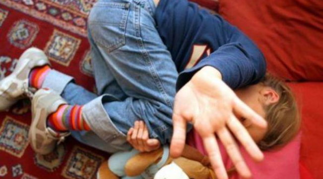 Violenza Abusi Stupro Donne Pedofilia