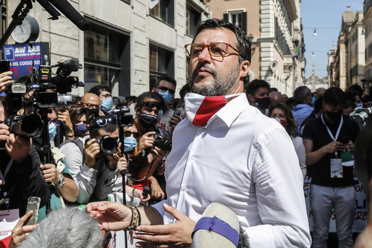 matteo salvini, corteo, centrodestra, roma