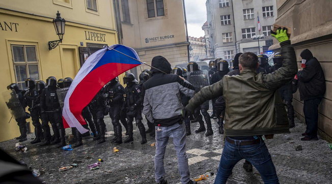 praga proteste anti covid