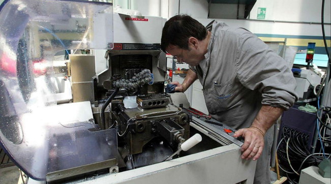 lavoro, industria, istat