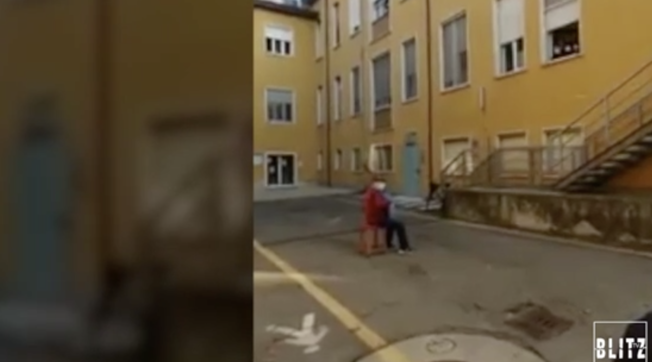 Coronavirus, addio a Carla Sacchi: è morta la moglie dell'alpino che aveva fatto una serenata davanti all'ospedale