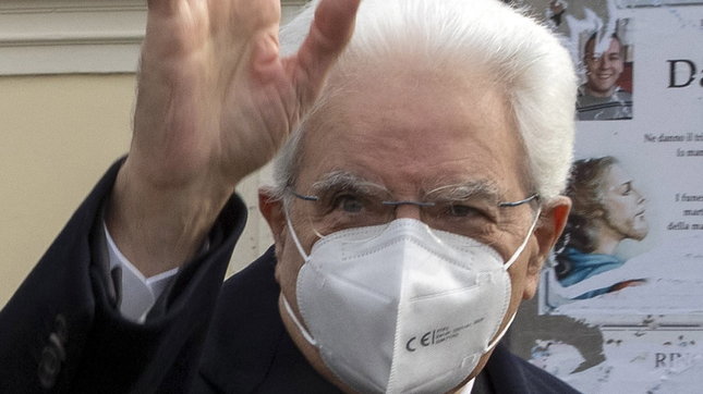coronavirus, mattarella, brescia, cimitero, covid, vittime, corona