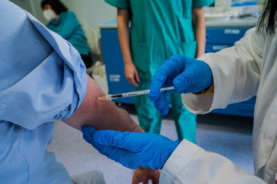 vax day primi vaccinati Spallanzani Italia vaccino