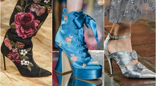 Saldi invernali 2021: le scarpe donna con cui osare sono &ldquo;alla Bridgerton&rdquo;