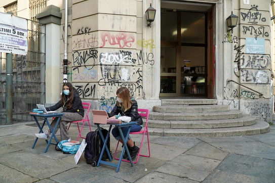 Scuola, sit-in di protesta in tutta Italia