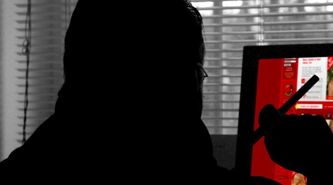 Cagliari, arrestato ufficiale guardia di finanza per pedopornografia