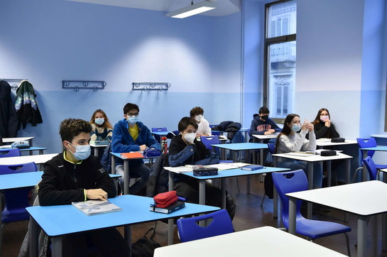 scuola superiori aula studenti