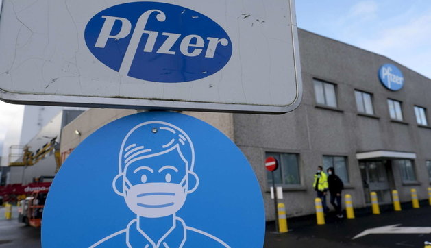 vaccino pfizer camion