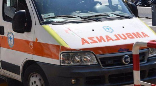 ambulanza generica 118 soccorsi estate giorno
