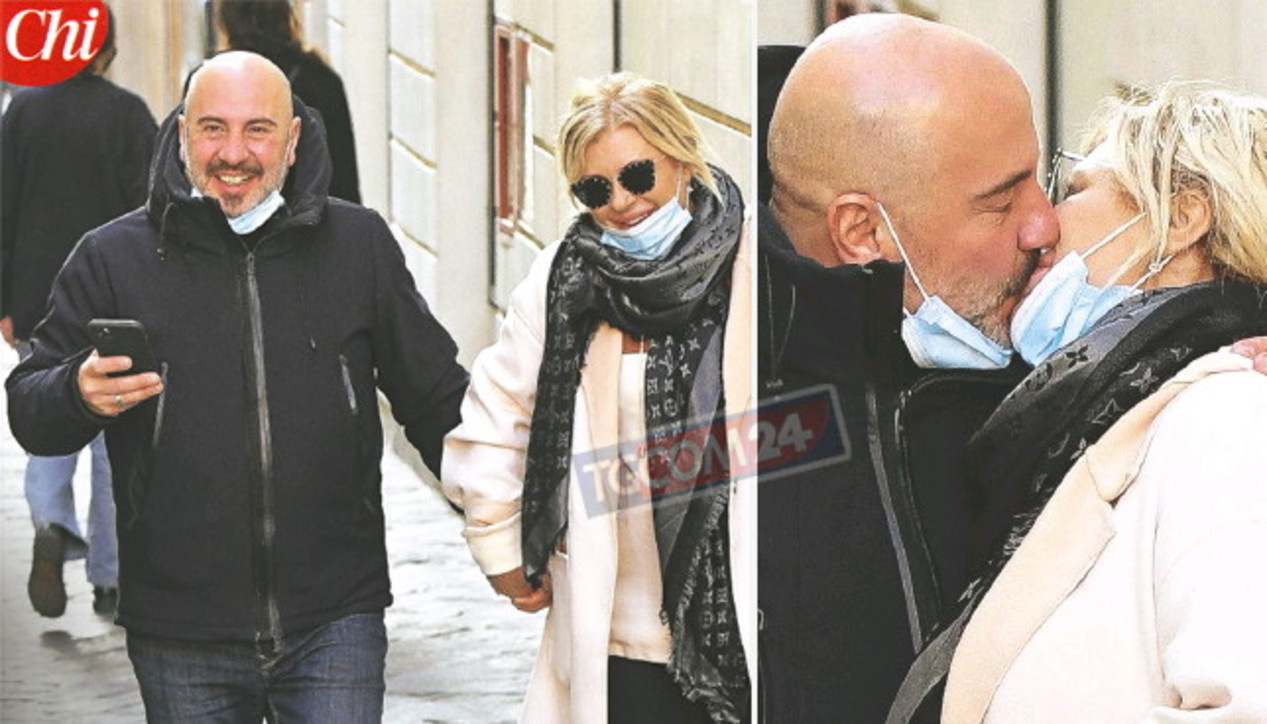 Tina Cipollari felice con il compagno