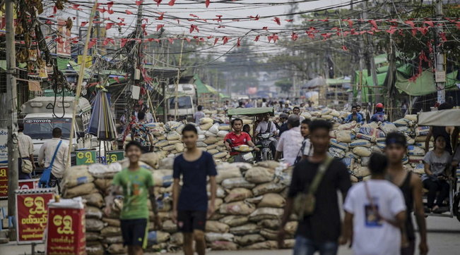 birmania golpe yangon scontri