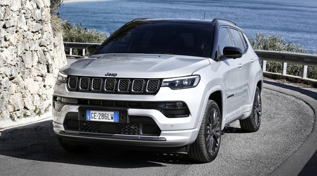 Hi-tech ed elettronica, nuovo Jeep Compass è prestigio puro