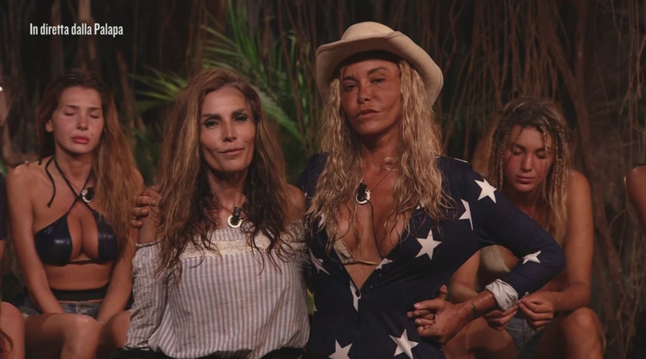 Soleil E Vera Gemma Isola Dei Famosi
