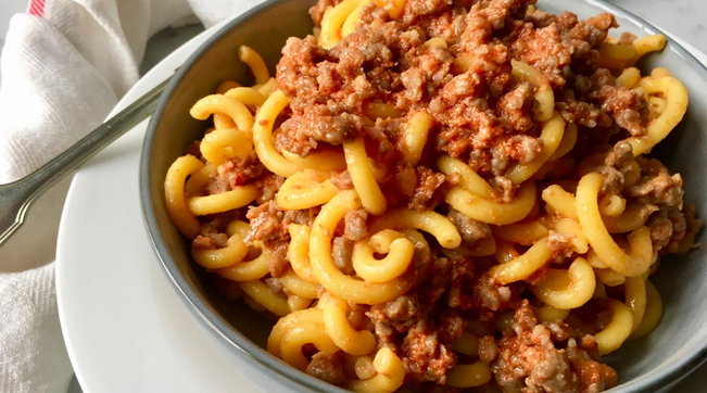 “Gramigna” al ragù di salsiccia