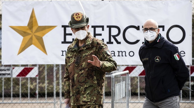 Covid, Francesco Figliuolo, Fabrizio Curcio, Cecchignola, vaccino AstraZeneca