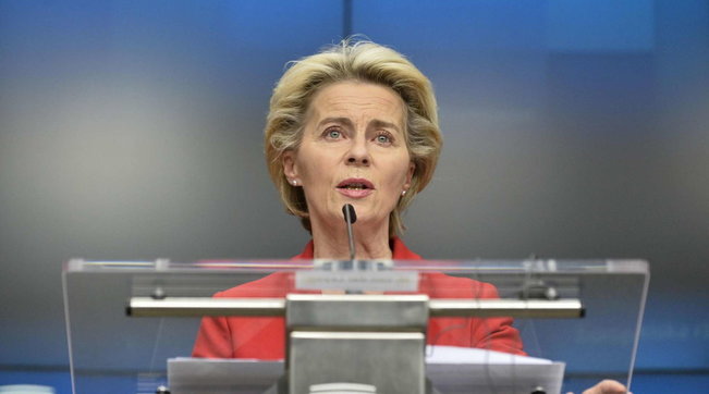ursula von der leyen mascherina