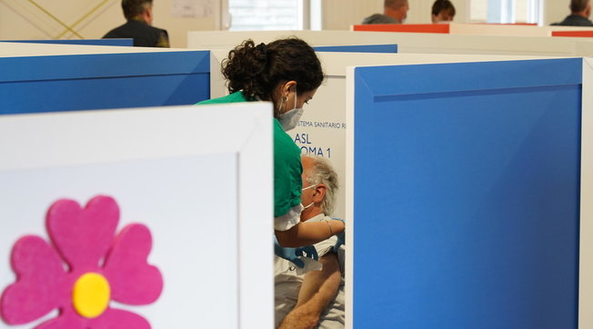 Vaccini, ecco il calendario Regione per Regione