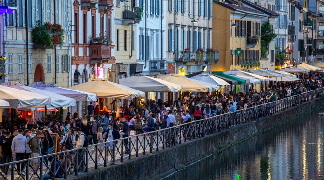 navigli milano movida coprifuoco