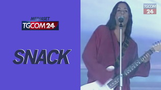 Buon compleanno Alanis Morissette: rivediamola al "Festivalbar" 1996