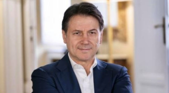 Garante: "Rousseau dia i dati personali degli iscritti al M5s" | Casaleggio: ci indichi la persona | Conte: confermate nostre ragioni