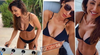 Anna Tatangelo gioca a calcetto in bikini e infiamma il campo