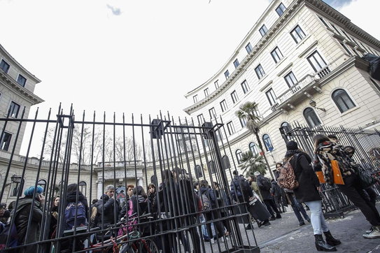 scuole evacuate roma