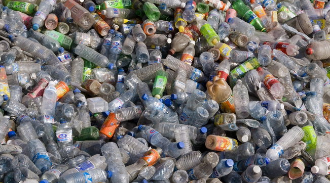 plastica monouso, rifiuti