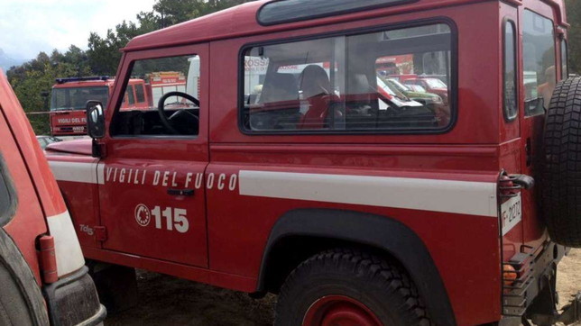 vigili del fuoco pompieri 115 generica